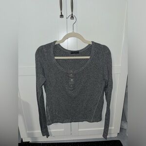 grey brandy melville sweater